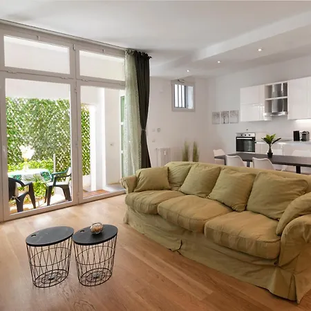 Apartment Deluxe 120 Mq , 4 Minuti A Piedi Dai Navigli *