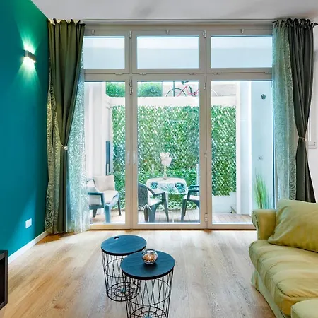 Deluxe 120 Mq , 4 Minuti A Piedi Dai Navigli Appartement Milaan
