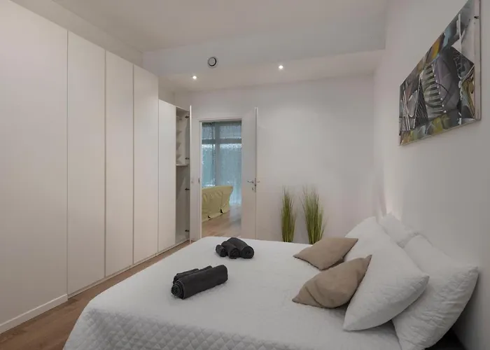 Daire Deluxe 120 Mq , 4 Minuti A Piedi Dai Navigli Milano
